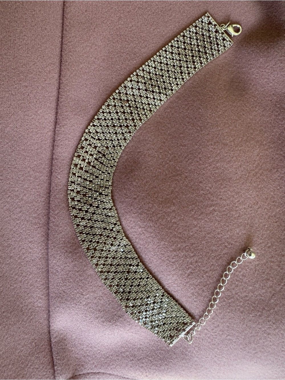 Silver Rhinestone Mesh Choker Necklace - Elegant Sparkle